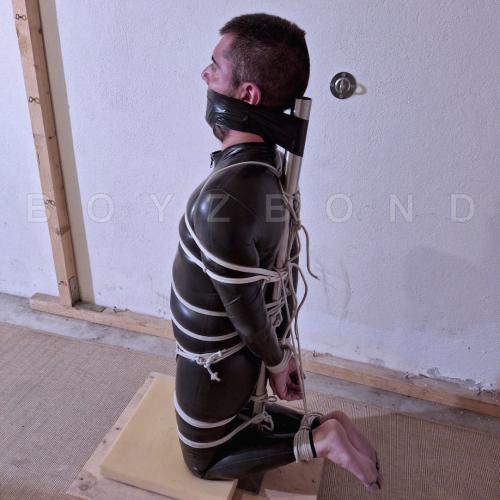 Enjoy your bondage !